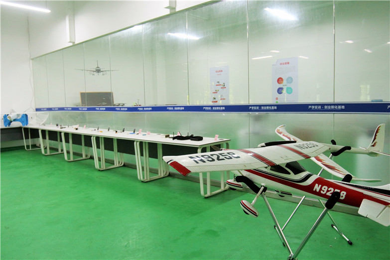珠海市创沃中等职业学校（原珠海一职实验学校）无人机飞控实训室